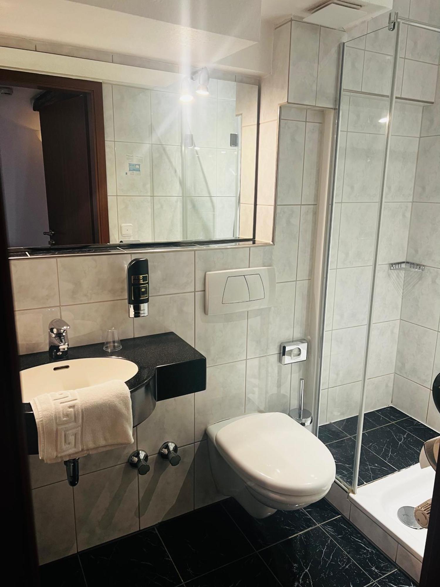Hotel Am Malerwinkel 韦特海姆 外观 照片
