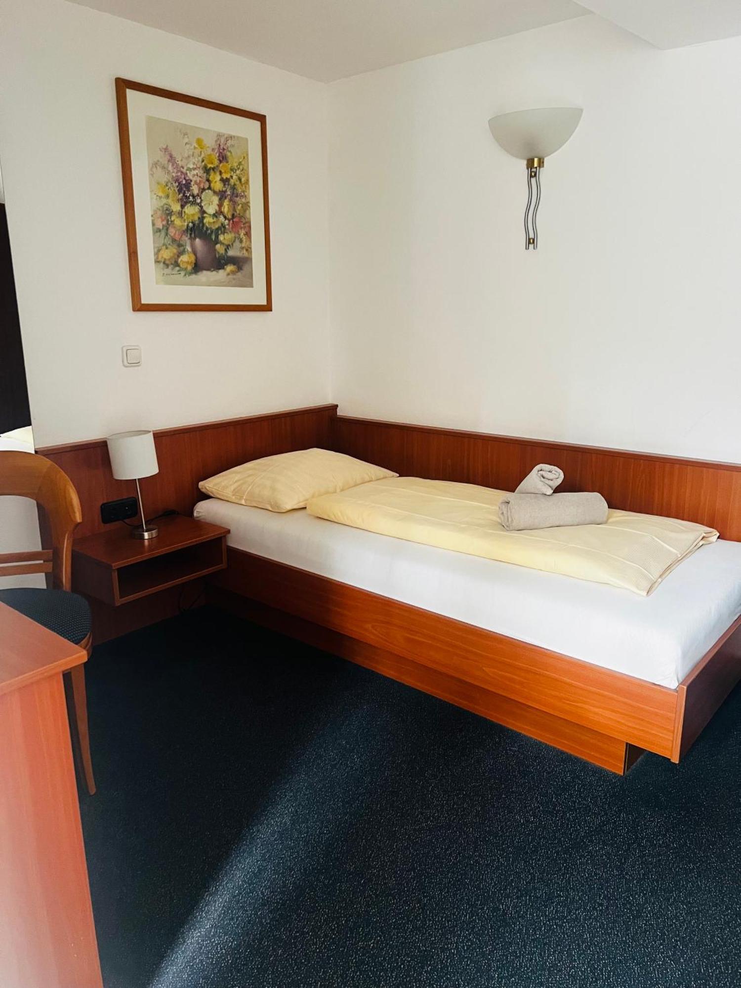 Hotel Am Malerwinkel 韦特海姆 外观 照片